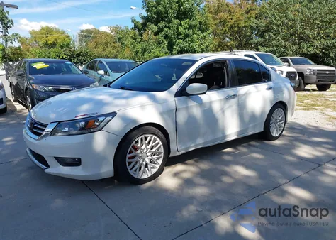 2015 Honda Accord Sport z USA, uszkodzony, nr VIN 1HGCR2F50FA211916